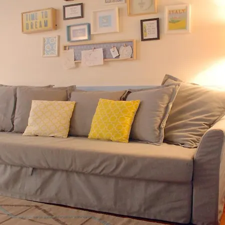 The Happy Unicorn Apt *